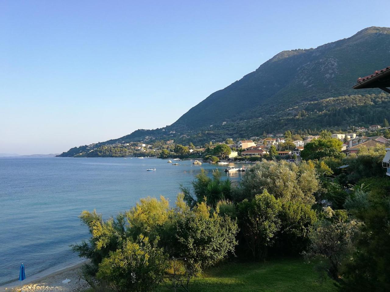 Arokaria Beach House Никиана Экстерьер фото